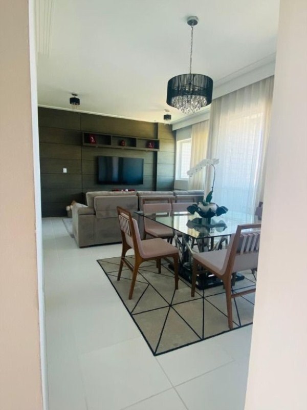 Apartamento à venda com 3 quartos, 115m² - Foto 9