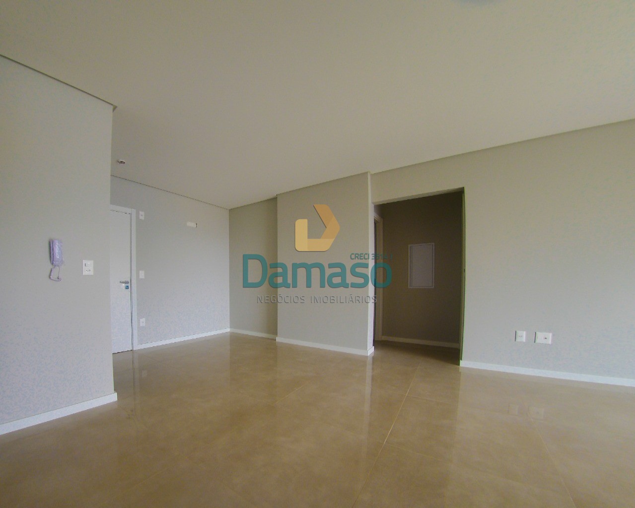 Apartamento à venda com 2 quartos, 73m² - Foto 2