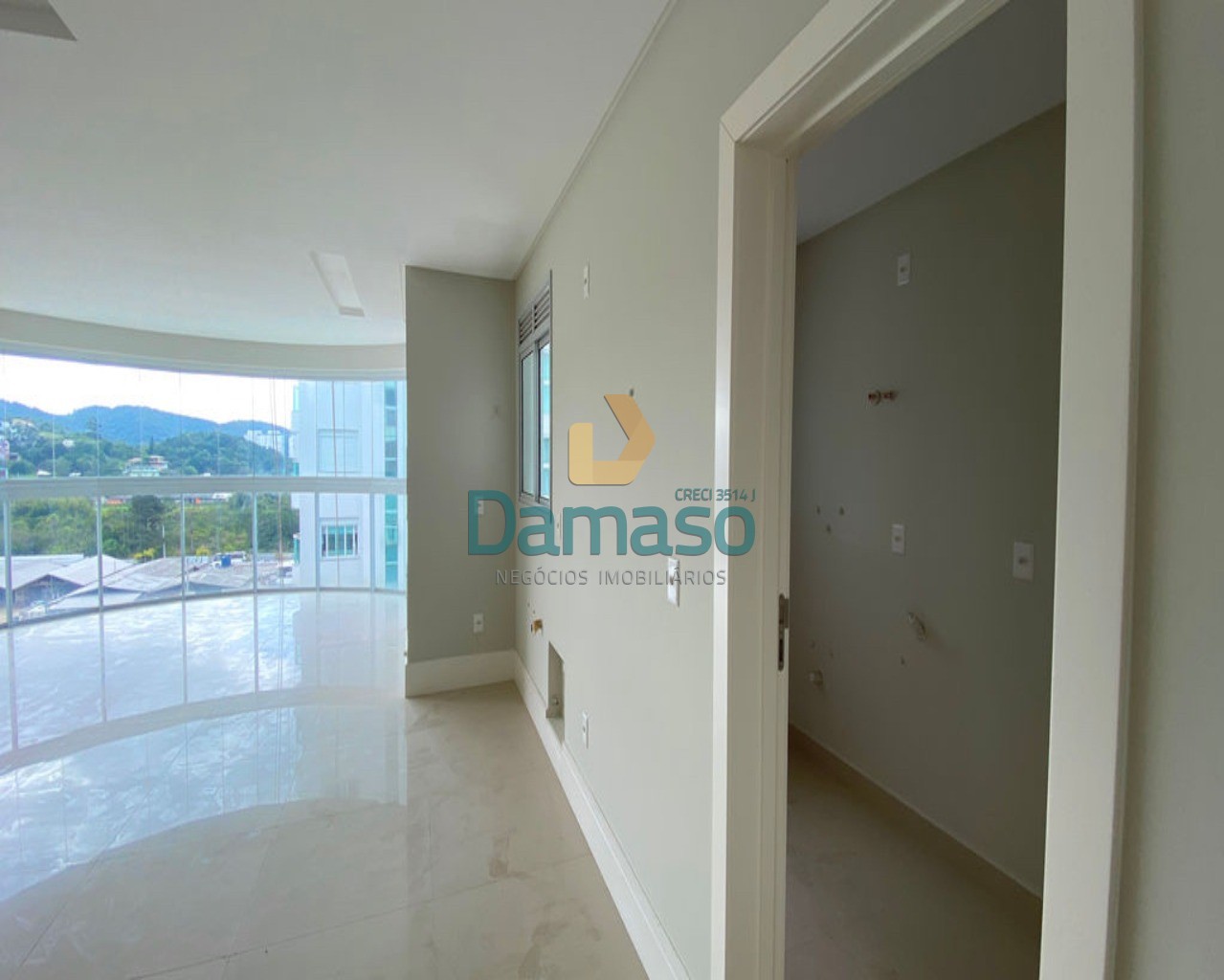 Apartamento à venda com 3 quartos, 199m² - Foto 12