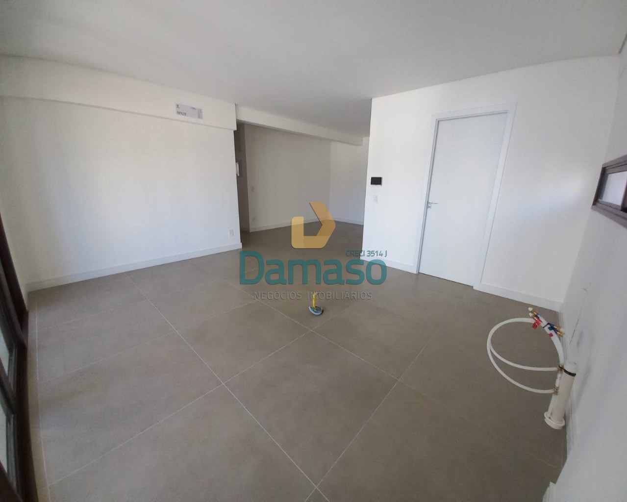 Apartamento à venda com 3 quartos, 101m² - Foto 17