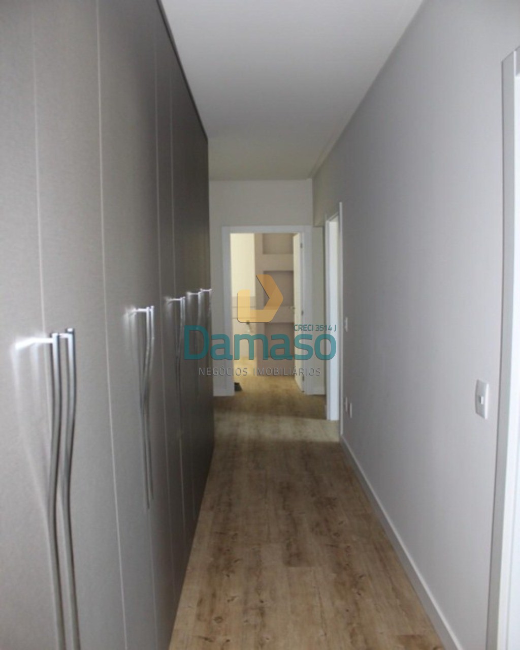 Apartamento à venda com 4 quartos, 165m² - Foto 19