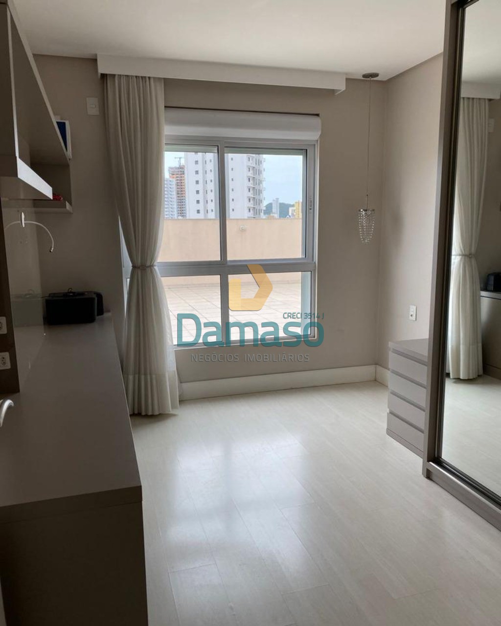 Apartamento à venda com 3 quartos, 304m² - Foto 12