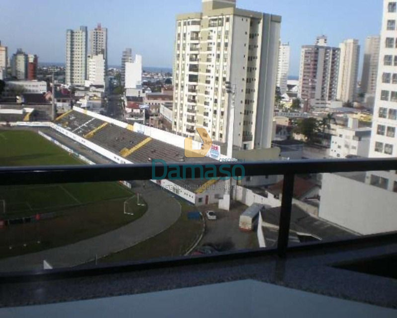 Apartamento à venda com 4 quartos, 270m² - Foto 1