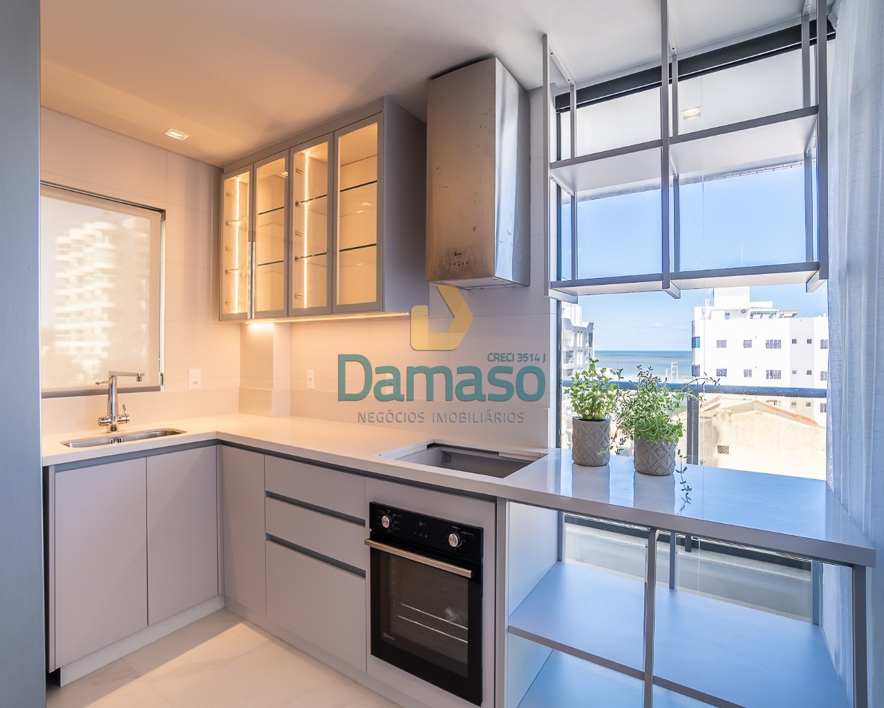 Apartamento à venda com 3 quartos, 152m² - Foto 6