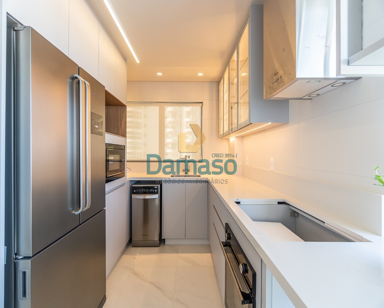 Apartamento à venda com 3 quartos, 152m² - Foto 5