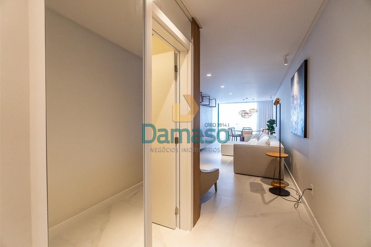 Apartamento à venda com 3 quartos, 133m² - Foto 12