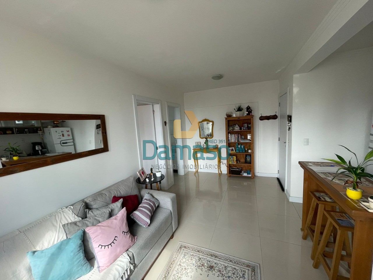 Apartamento à venda com 1 quarto, 40m² - Foto 1