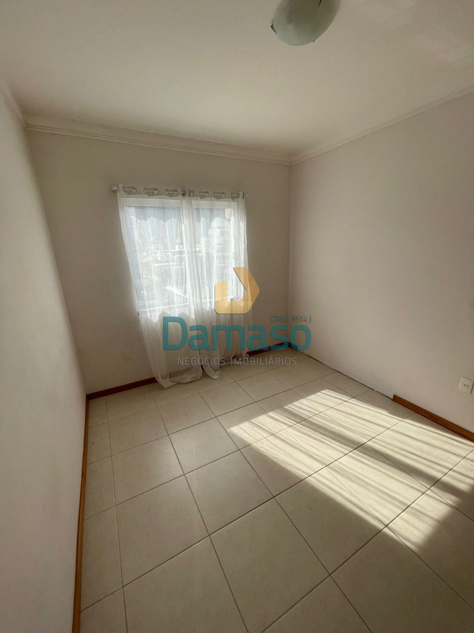 Apartamento à venda com 2 quartos, 76m² - Foto 14