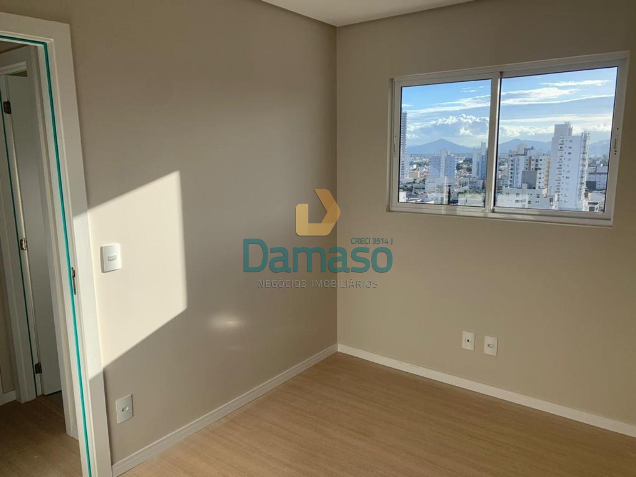 Apartamento à venda com 2 quartos, 63m² - Foto 17