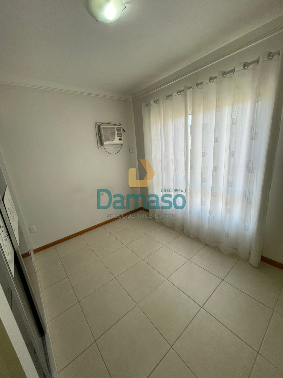 Apartamento à venda com 2 quartos, 76m² - Foto 17