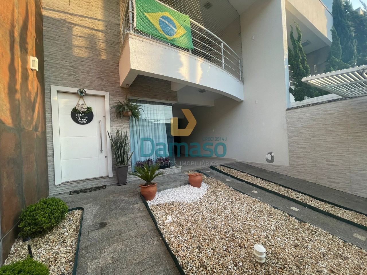 Casa à venda com 3 quartos, 151m² - Foto 4