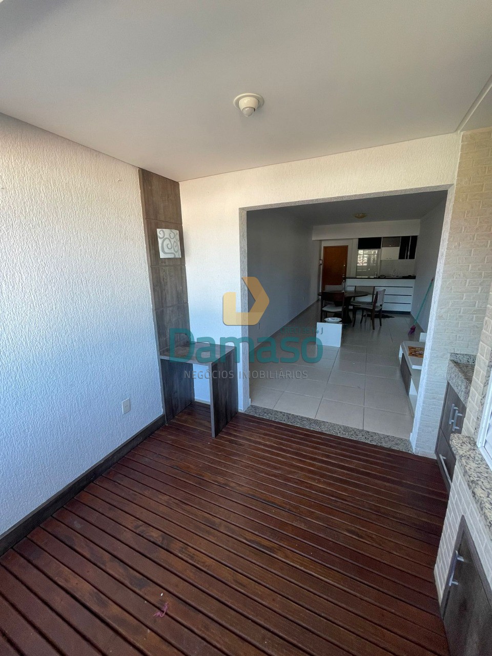 Apartamento à venda com 2 quartos, 76m² - Foto 11