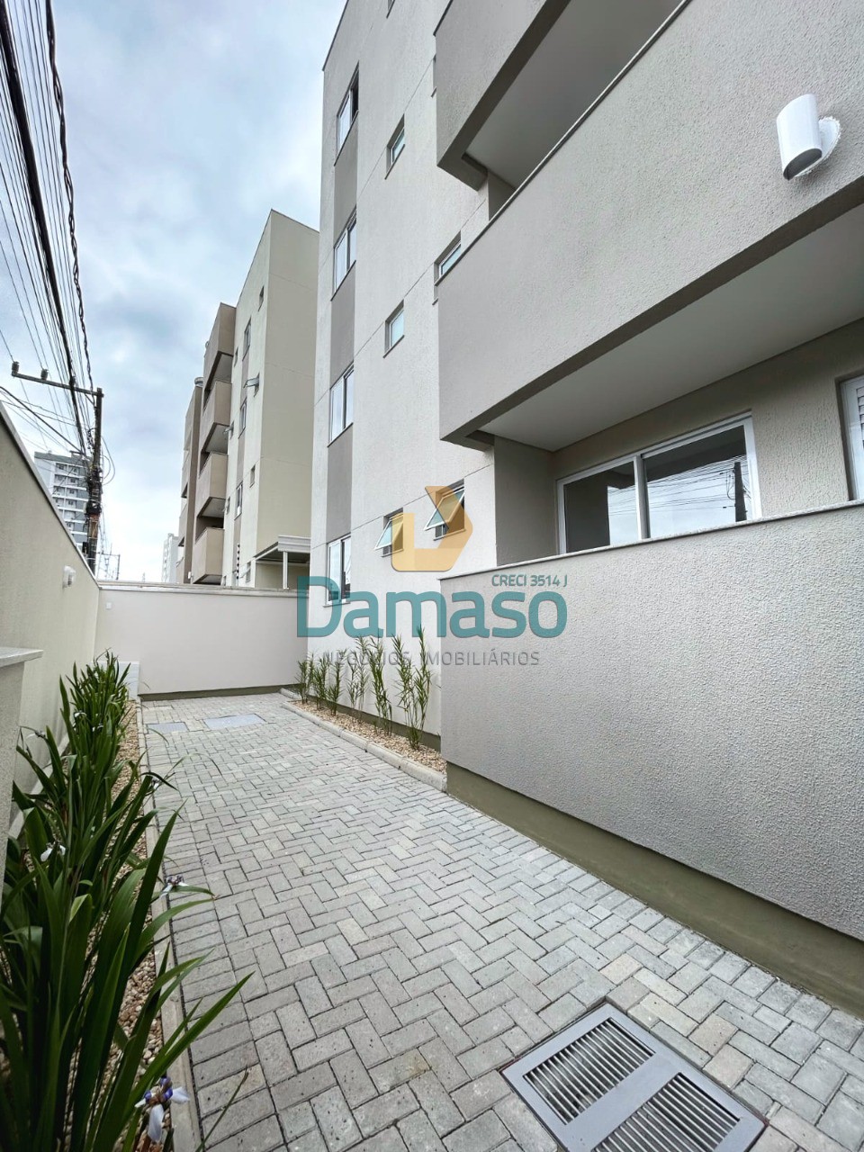 Apartamento à venda com 2 quartos, 67m² - Foto 3