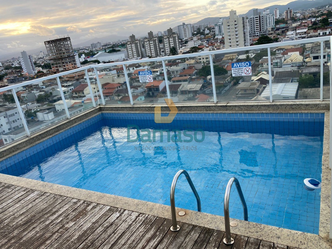 Apartamento à venda com 2 quartos, 67m² - Foto 27