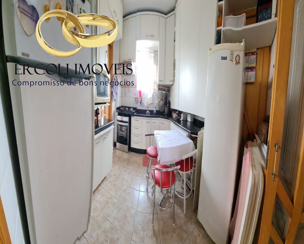 Apartamento à venda com 3 quartos, 78m² - Foto 2