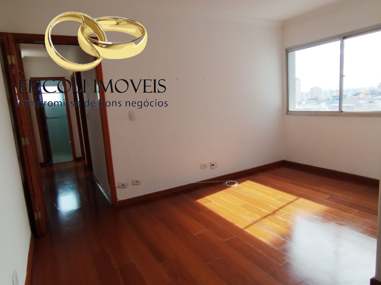 Apartamento à venda com 2 quartos, 56m² - Foto 1