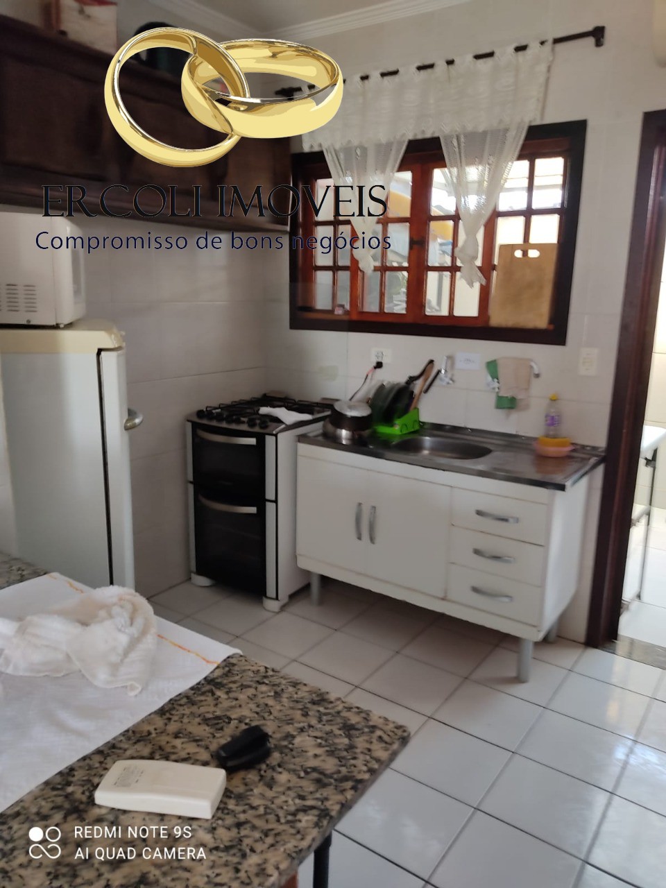 Casa à venda com 2 quartos, 50m² - Foto 17