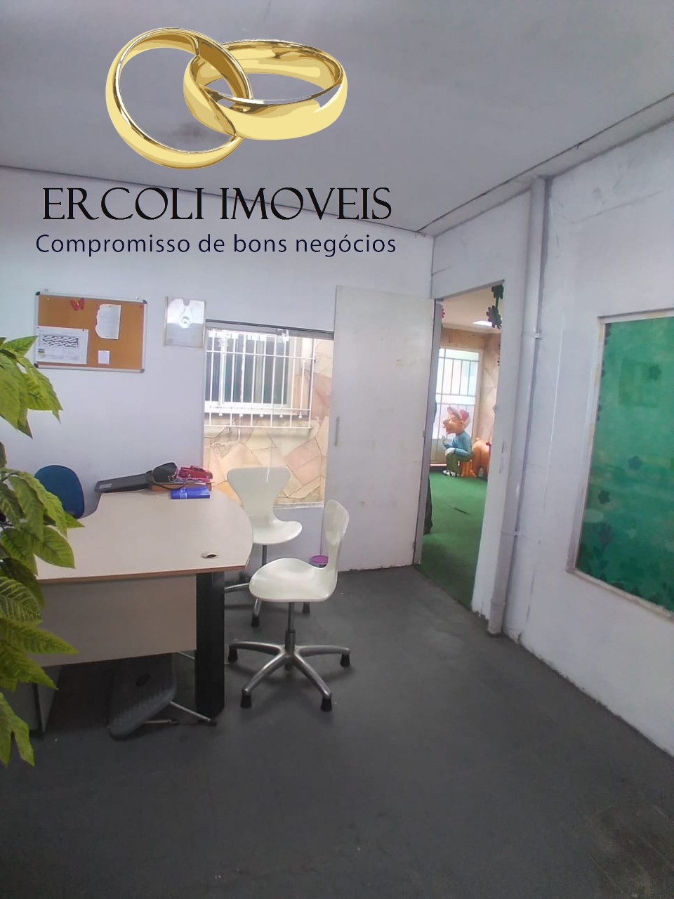 Casa, 4 quartos, 240 m² - Foto 35