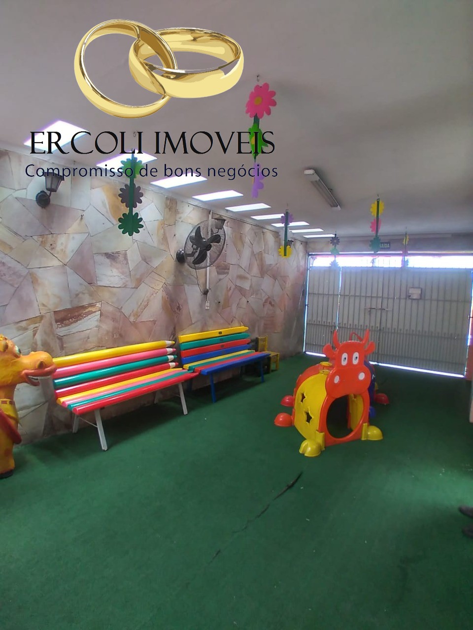 Casa, 4 quartos, 240 m² - Foto 33