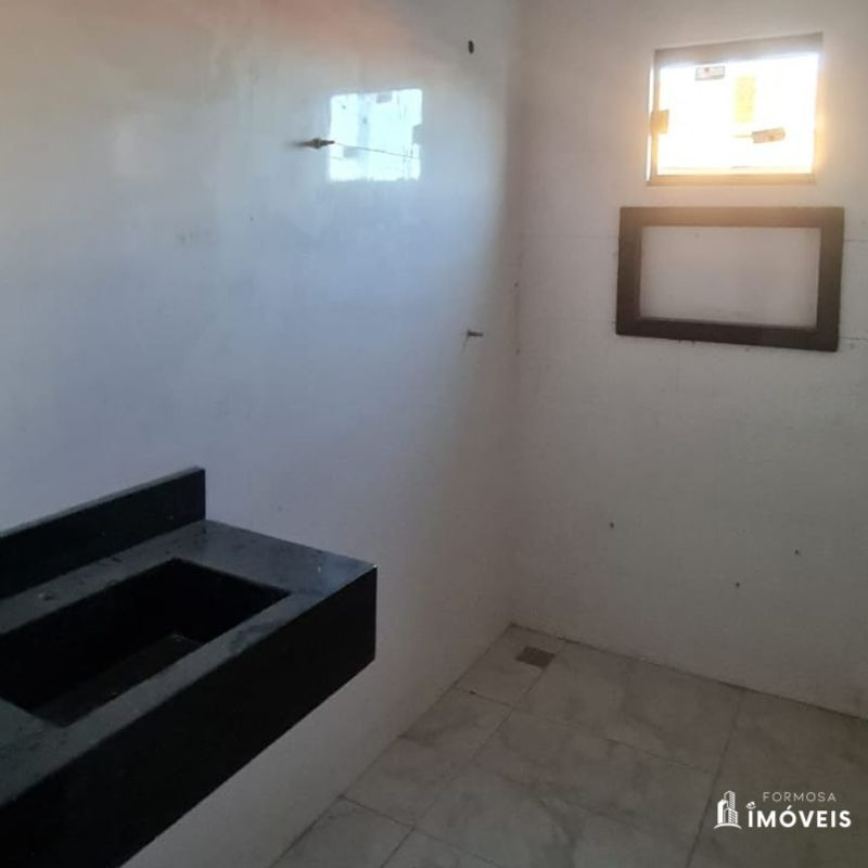 Casa à venda com 3 quartos, 120m² - Foto 4