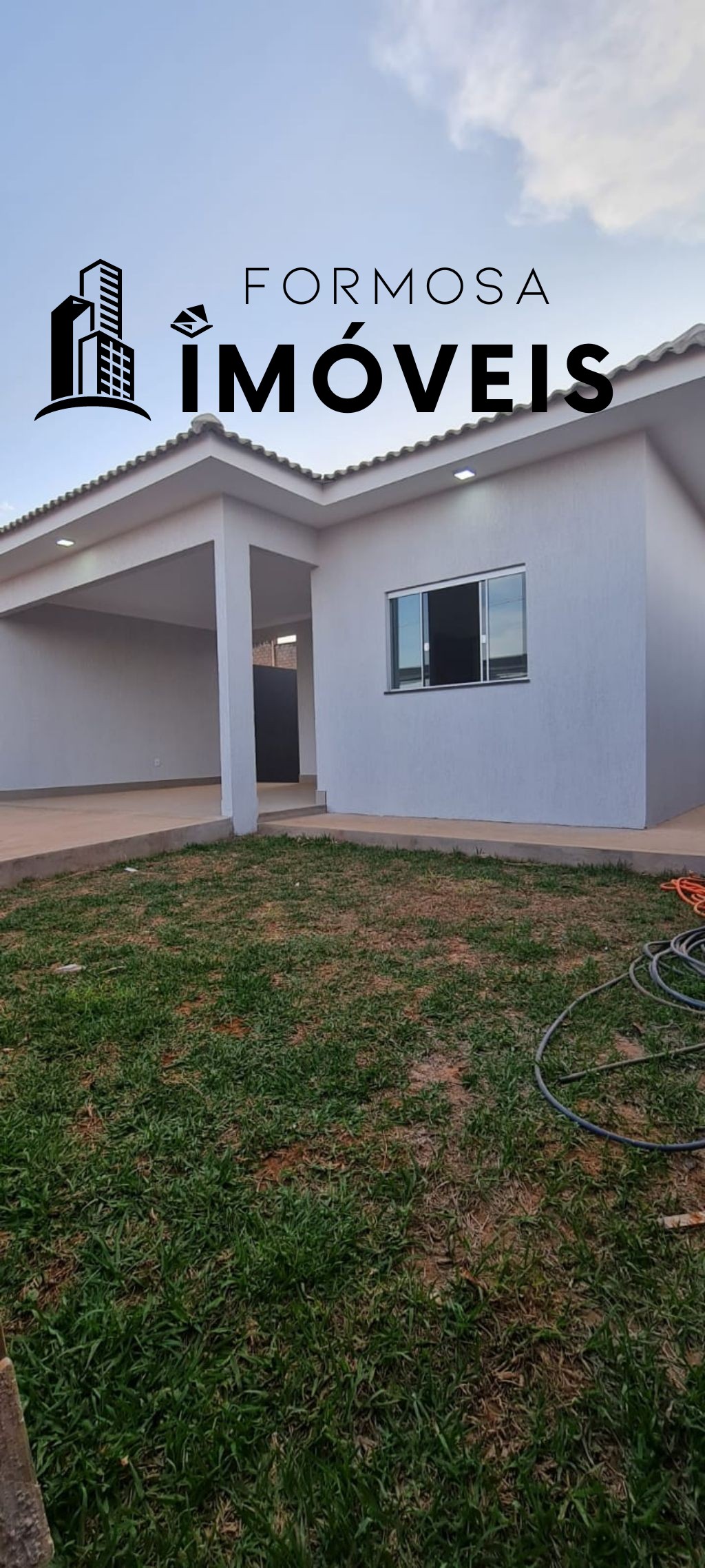 Casa à venda com 3 quartos, 120m² - Foto 1