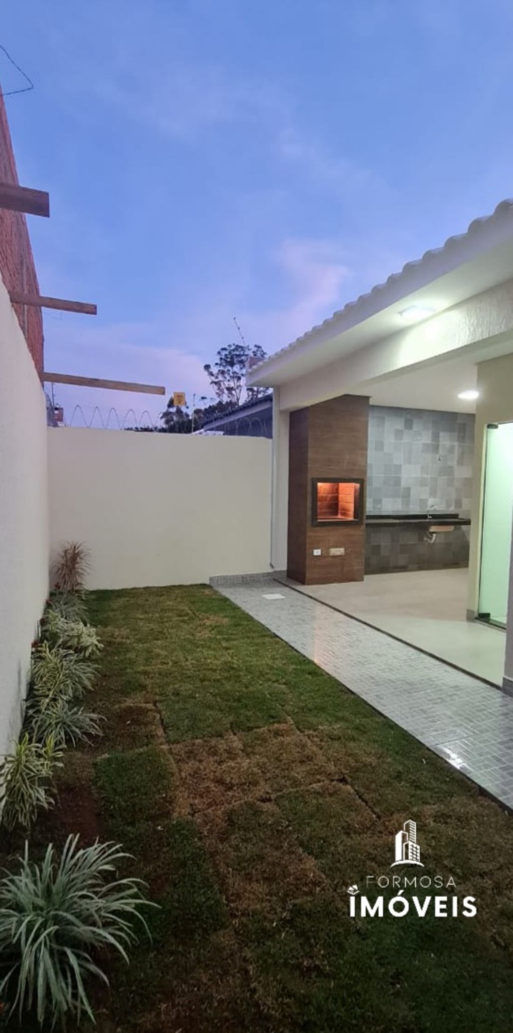 Casa à venda com 3 quartos, 255m² - Foto 9