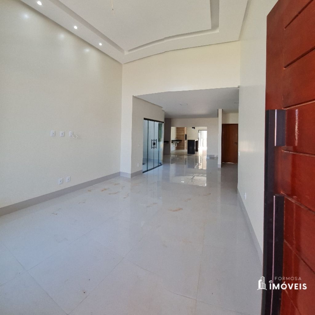 Casa à venda com 3 quartos, 300m² - Foto 2