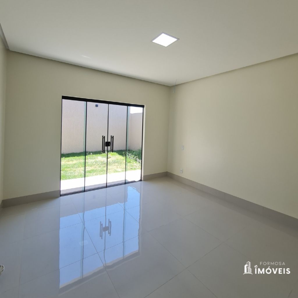 Casa à venda com 3 quartos, 300m² - Foto 4