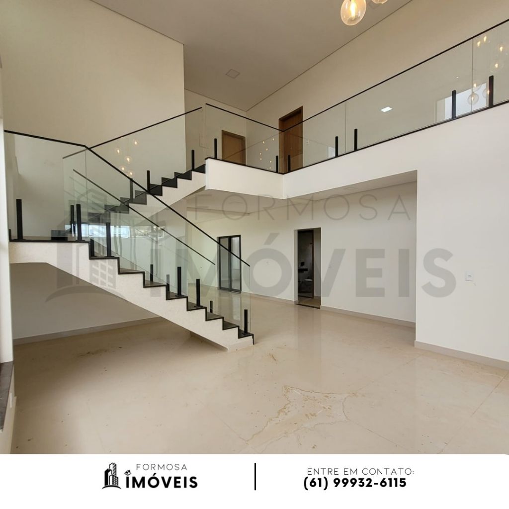 Casa à venda com 4 quartos, 420m² - Foto 1