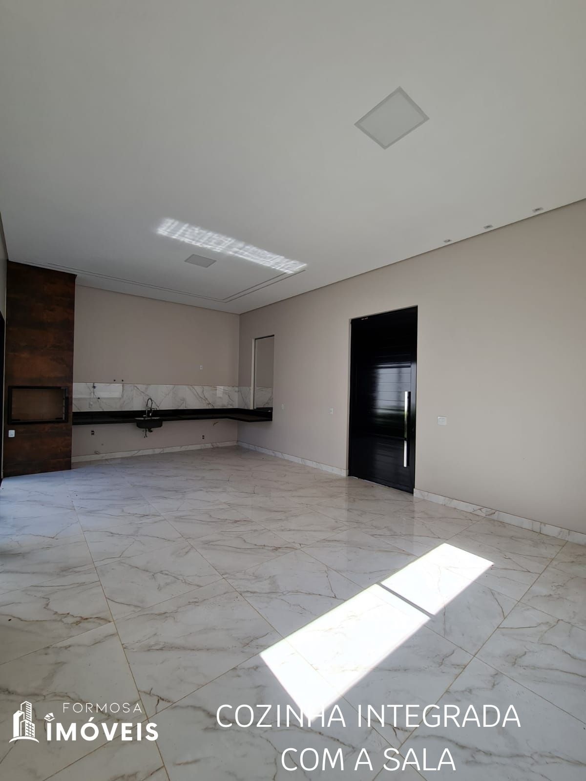 Casa à venda com 3 quartos, 175m² - Foto 2