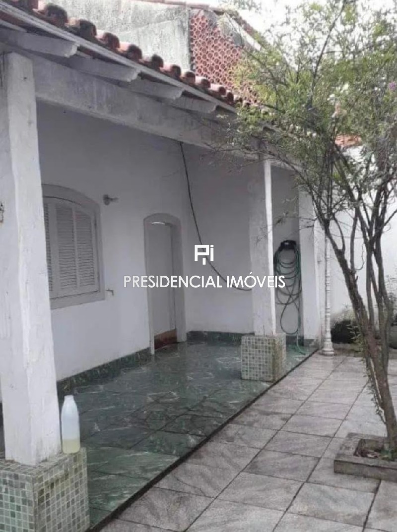 CASA RESIDENCIAL em CABO FRIO - RJ, BRAGA
