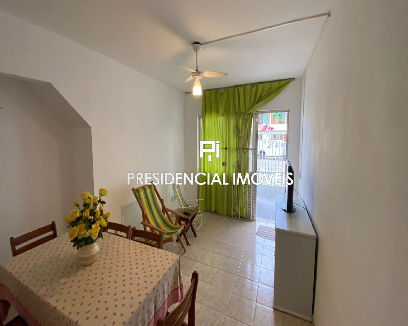 CASA RESIDENCIAL em CABO FRIO - RJ, PORTINHO