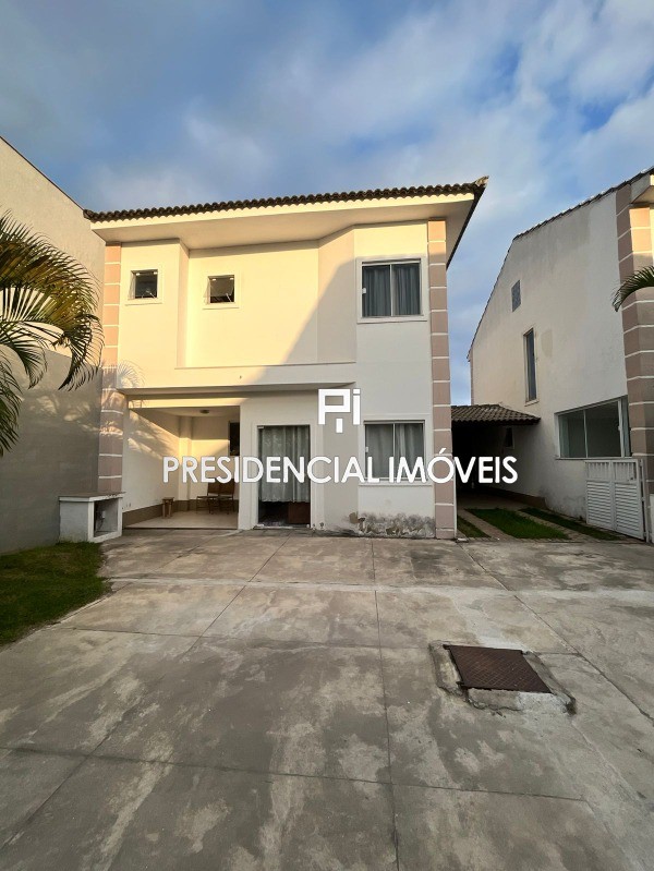 CASA RESIDENCIAL em CABO FRIO - RJ, PORTINHO
