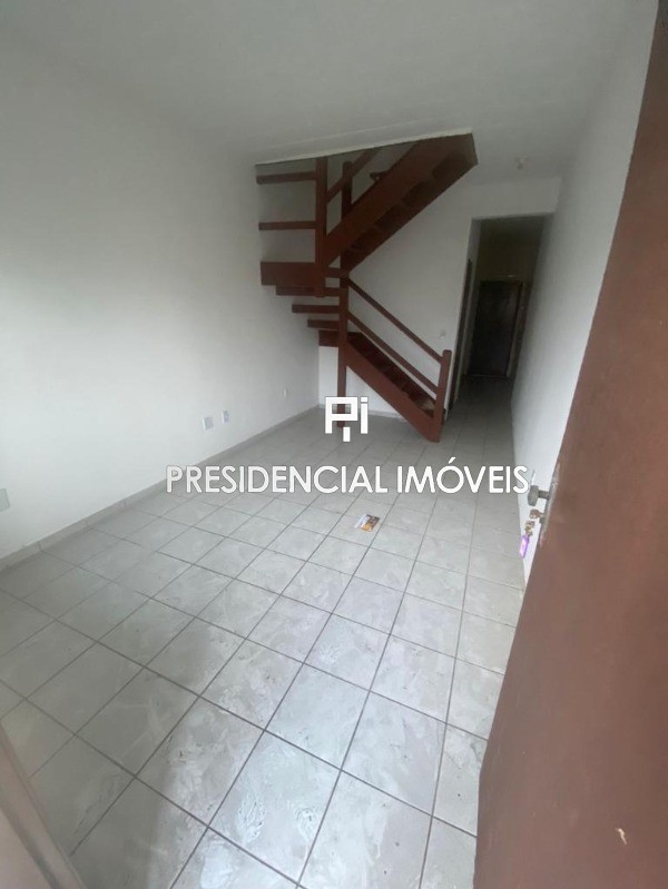 CASA RESIDENCIAL em CABO FRIO - RJ, PERÓ