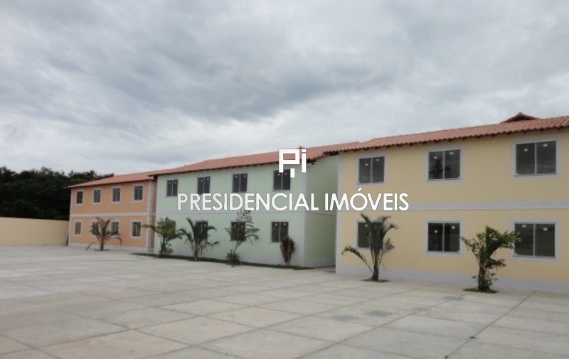 CASA RESIDENCIAL em Cabo Frio - RJ, MONTE ALEGRE