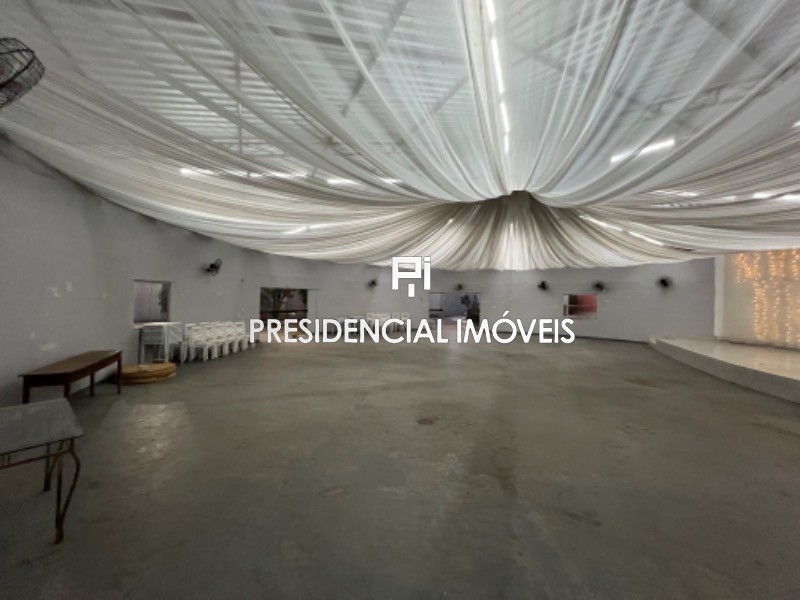 SALAO COMERCIAL em Braga - RJ, Braga