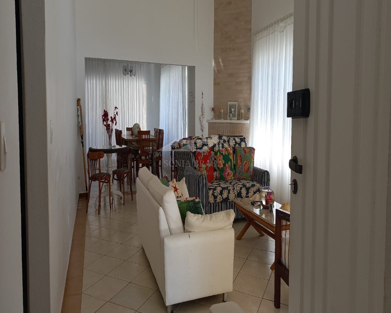 Casa à venda com 4 quartos, 250m² - Foto 25