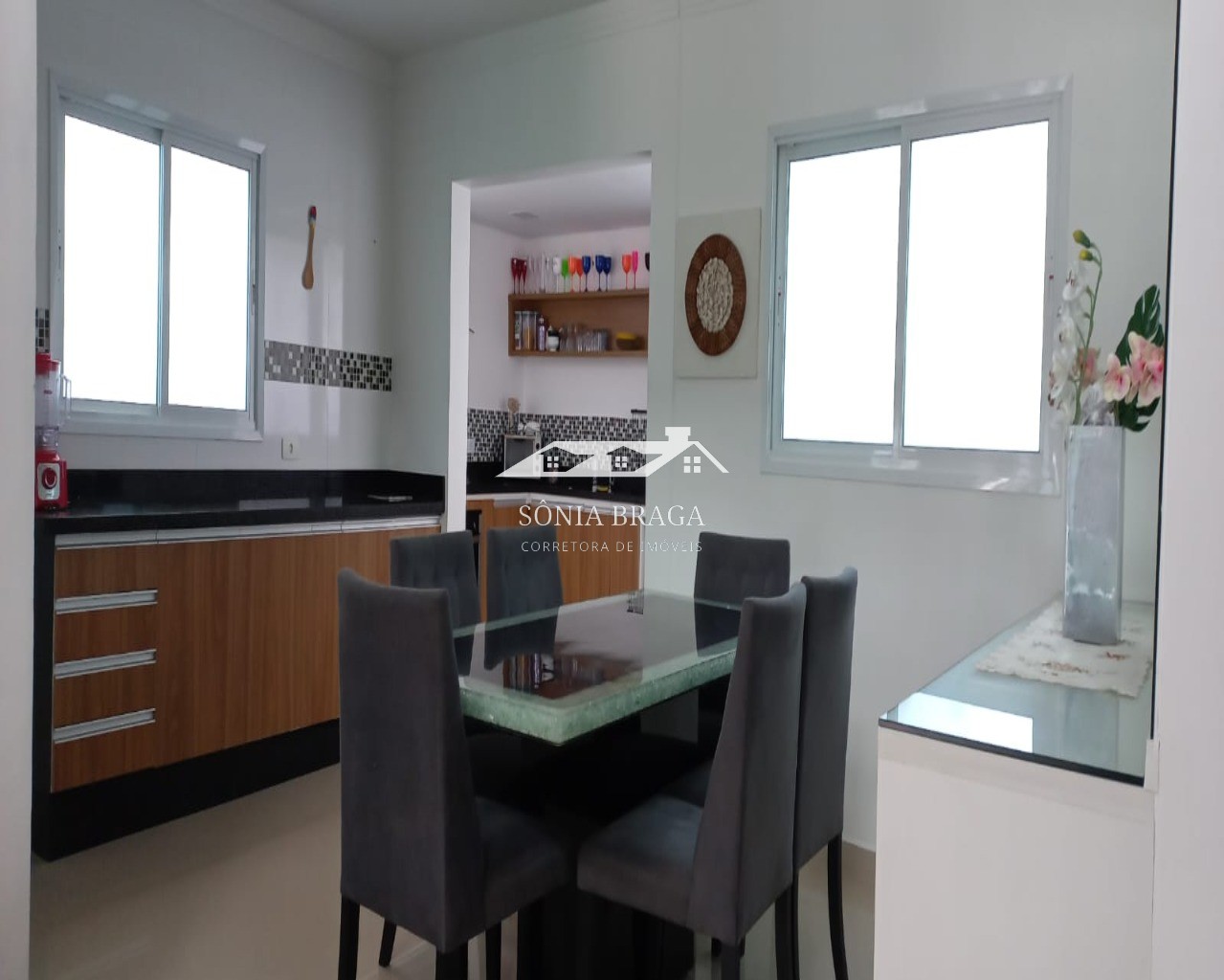 Casa à venda com 3 quartos, 180m² - Foto 10