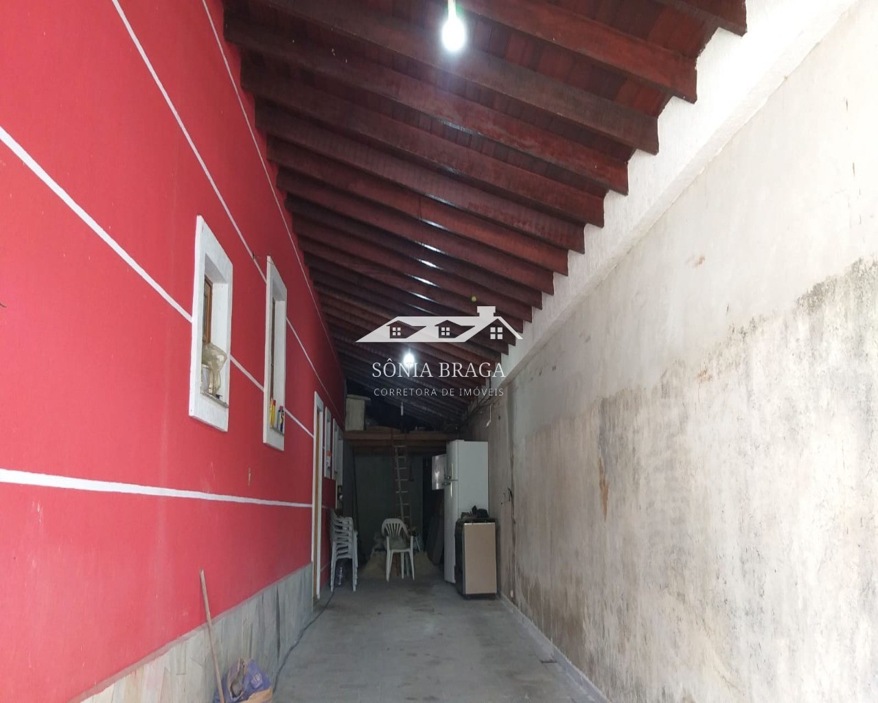 Casa à venda com 6 quartos, 270m² - Foto 17