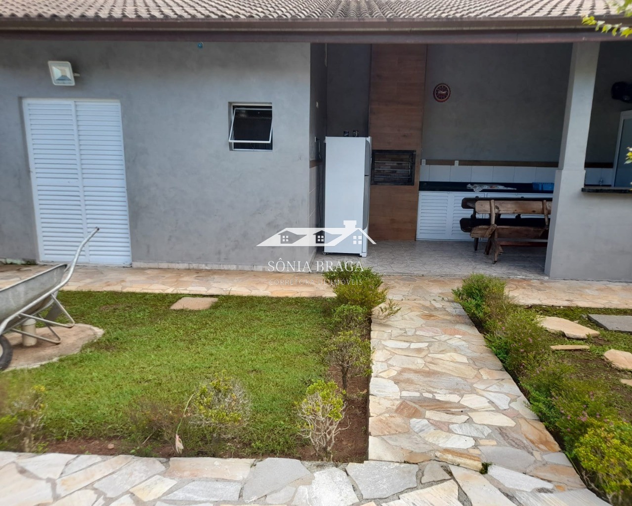 Casa à venda com 4 quartos, 130m² - Foto 8