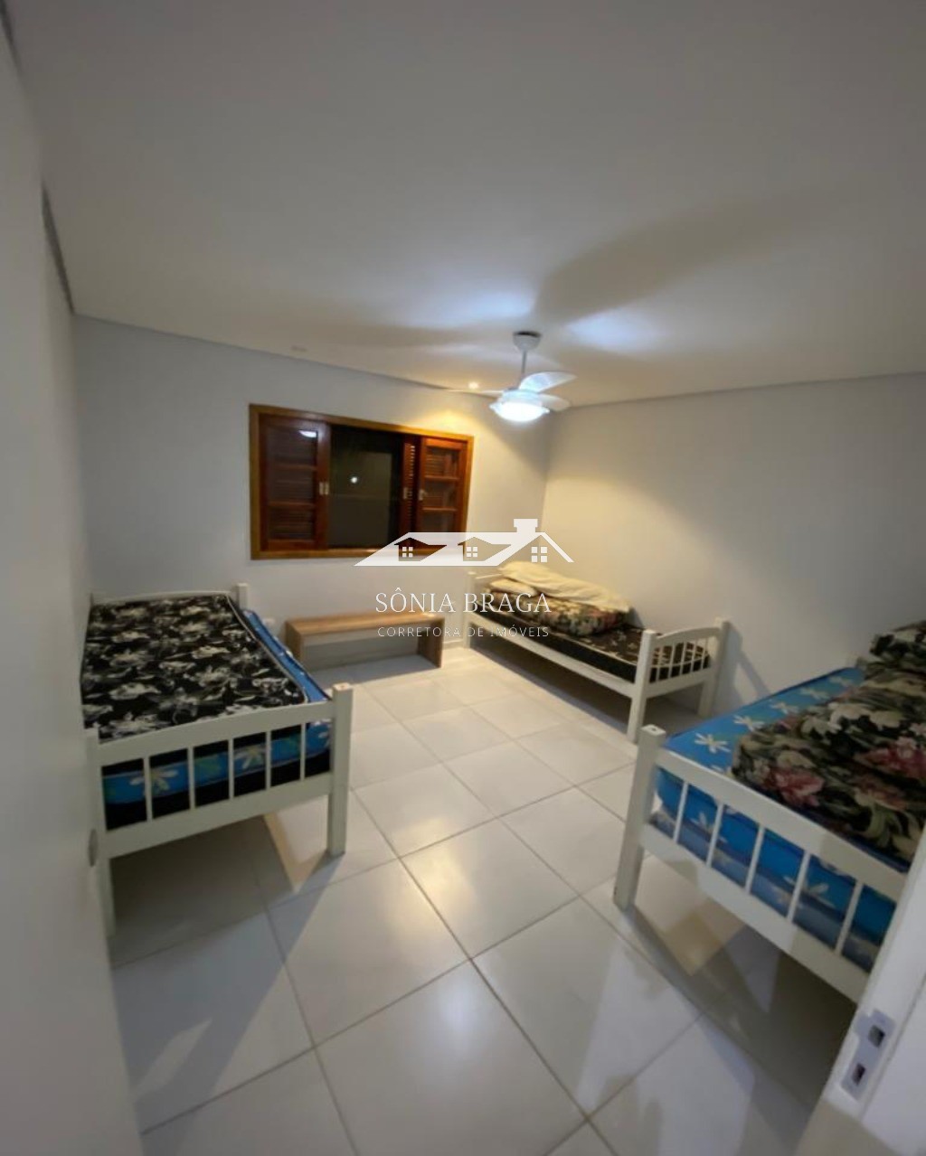 Casa à venda com 4 quartos, 180m² - Foto 19