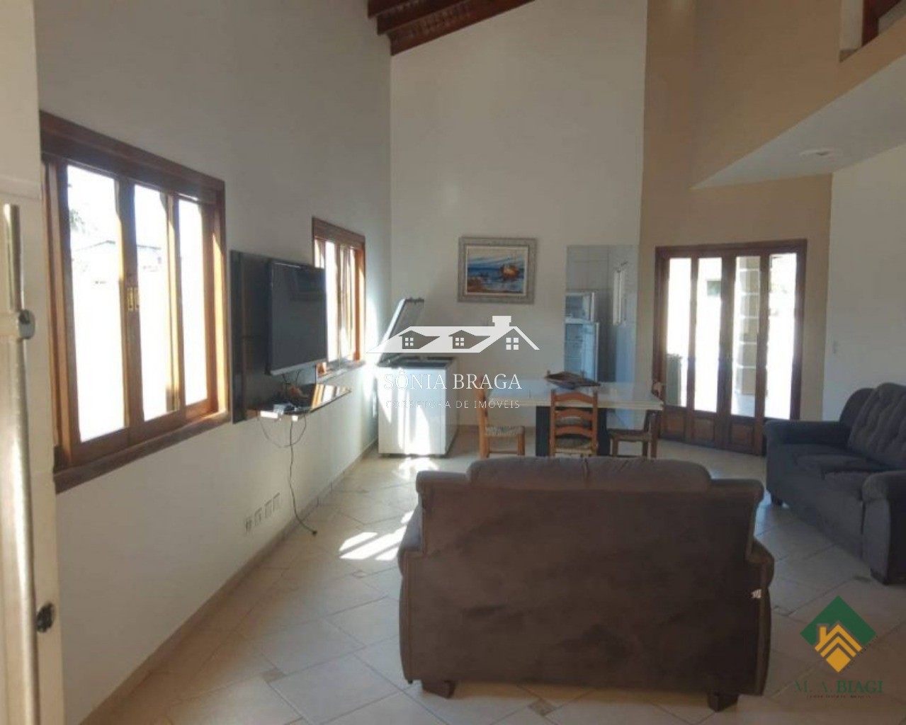 Casa à venda com 5 quartos, 250m² - Foto 10