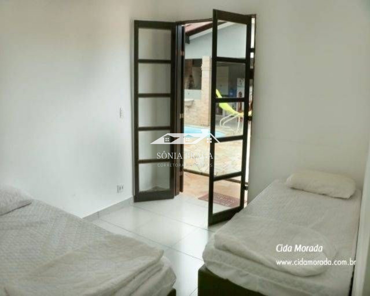 Casa à venda com 5 quartos, 260m² - Foto 4