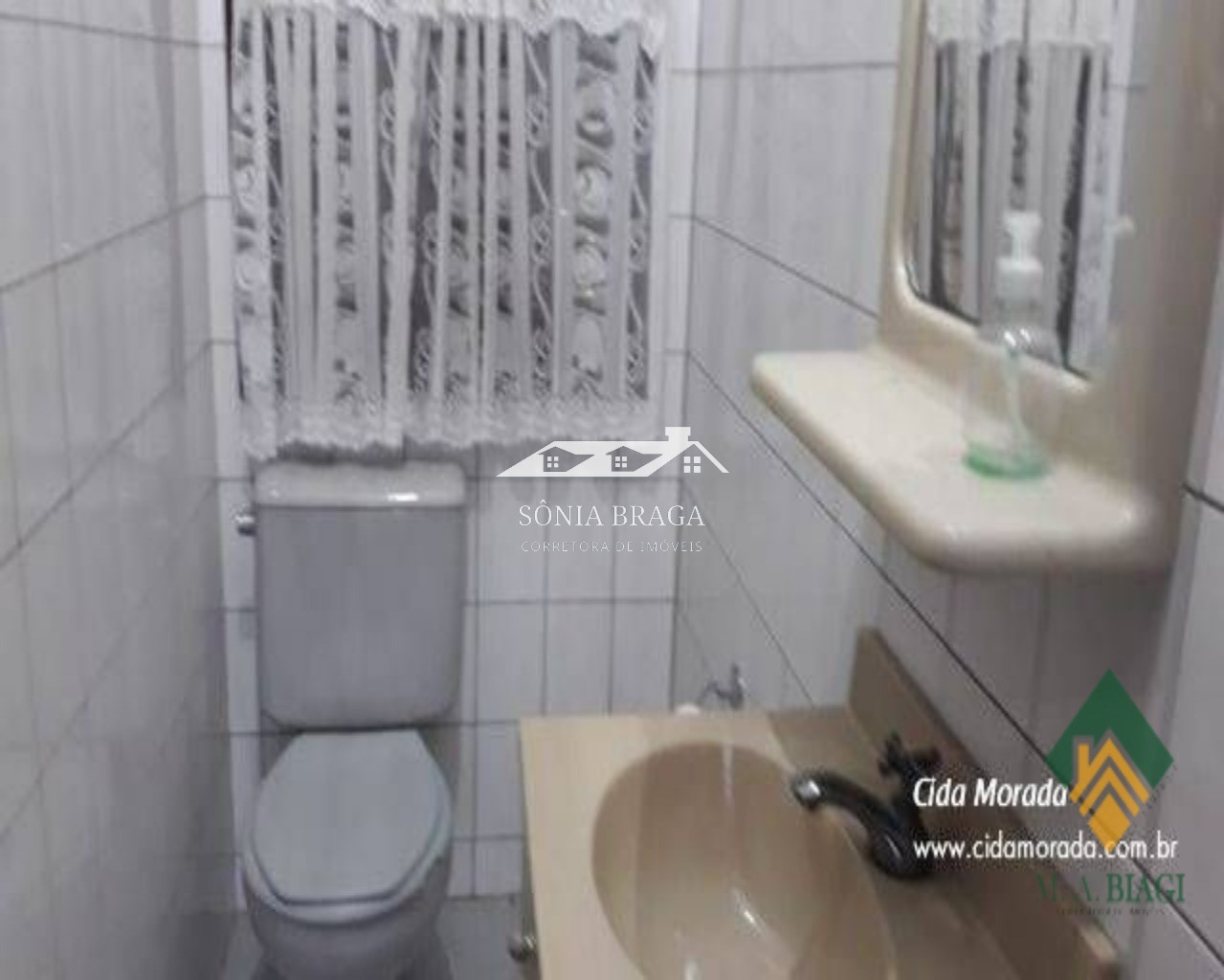 Casa à venda com 4 quartos, 200m² - Foto 14