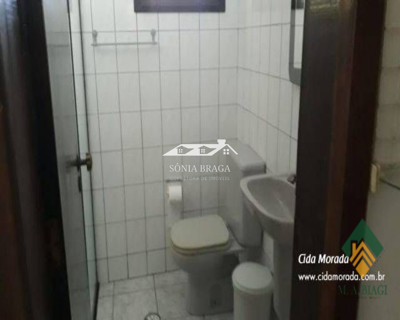 Casa à venda com 4 quartos, 200m² - Foto 11