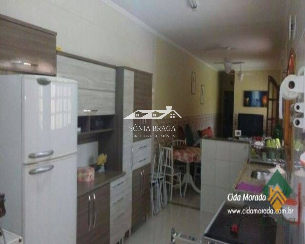 Casa à venda com 2 quartos, 110m² - Foto 4