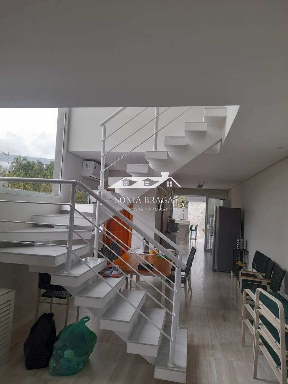 Casa à venda com 3 quartos, 160m² - Foto 14