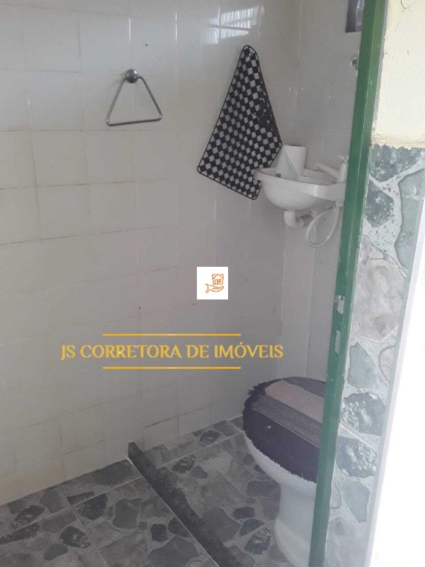 Casa à venda com 2 quartos, 600m² - Foto 8