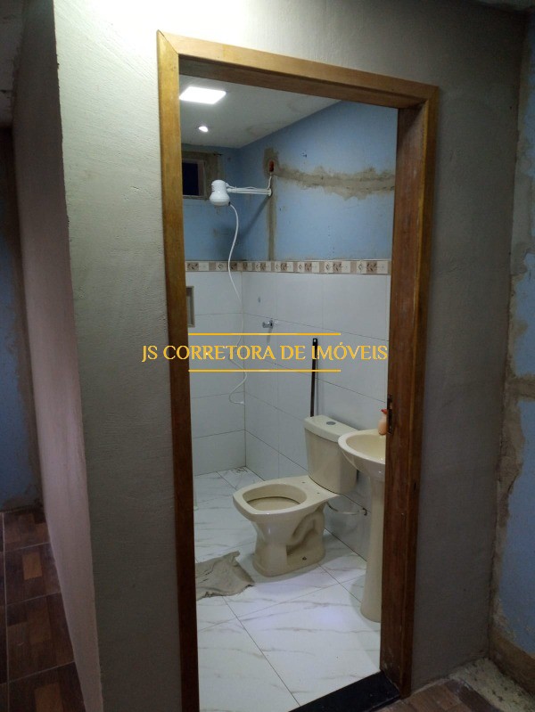 Casa à venda com 2 quartos, 330m² - Foto 27