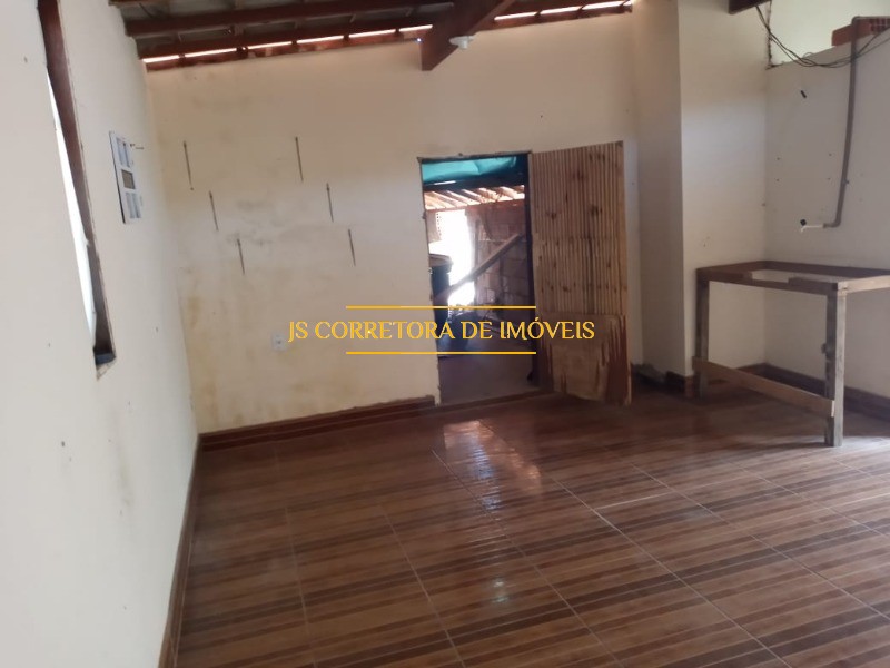 Casa à venda com 2 quartos, 450m² - Foto 16